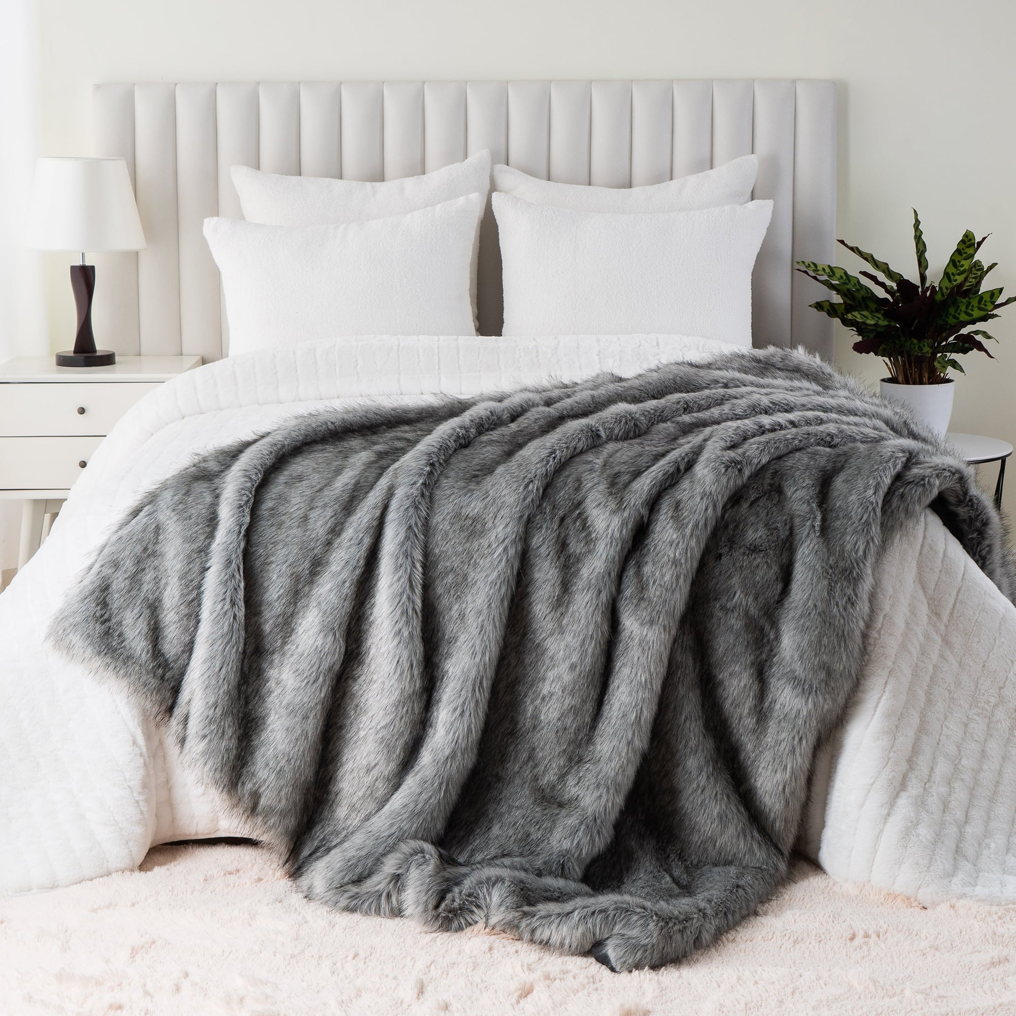 Gray Faux Fur Throw Blanket,Cozy Fluffy Grey Blanket Reversible to Plush Velvet,50"X60"