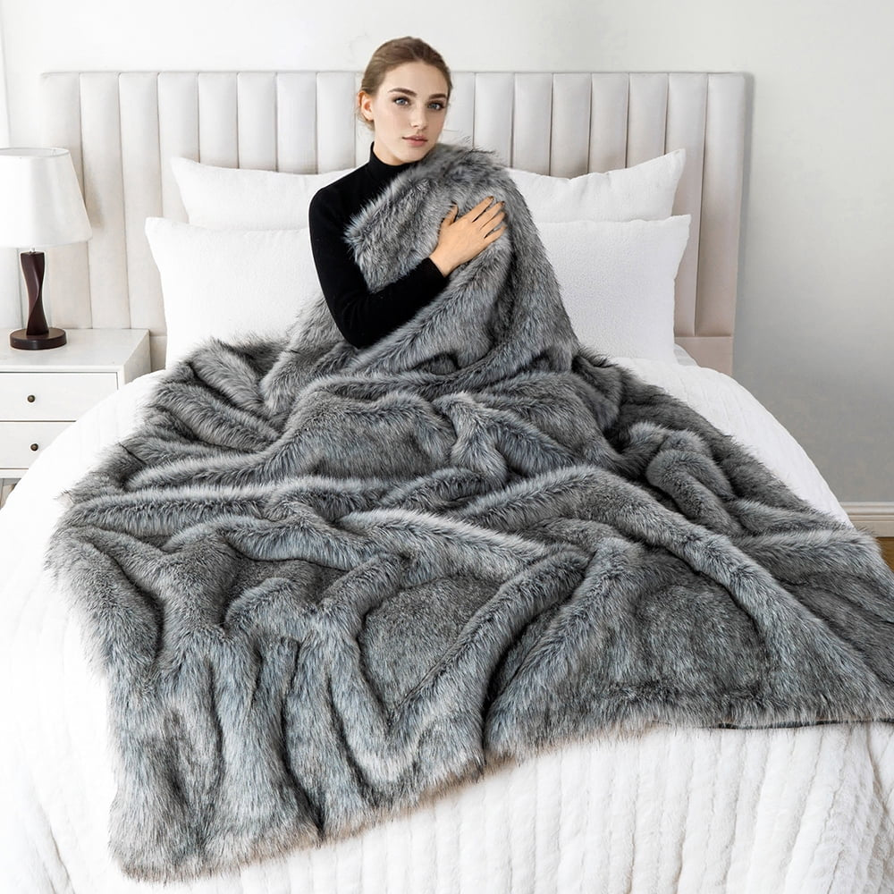 Gray Faux Fur Throw Blanket,Cozy Fluffy Grey Blanket Reversible to Plush Velvet,50"X60"