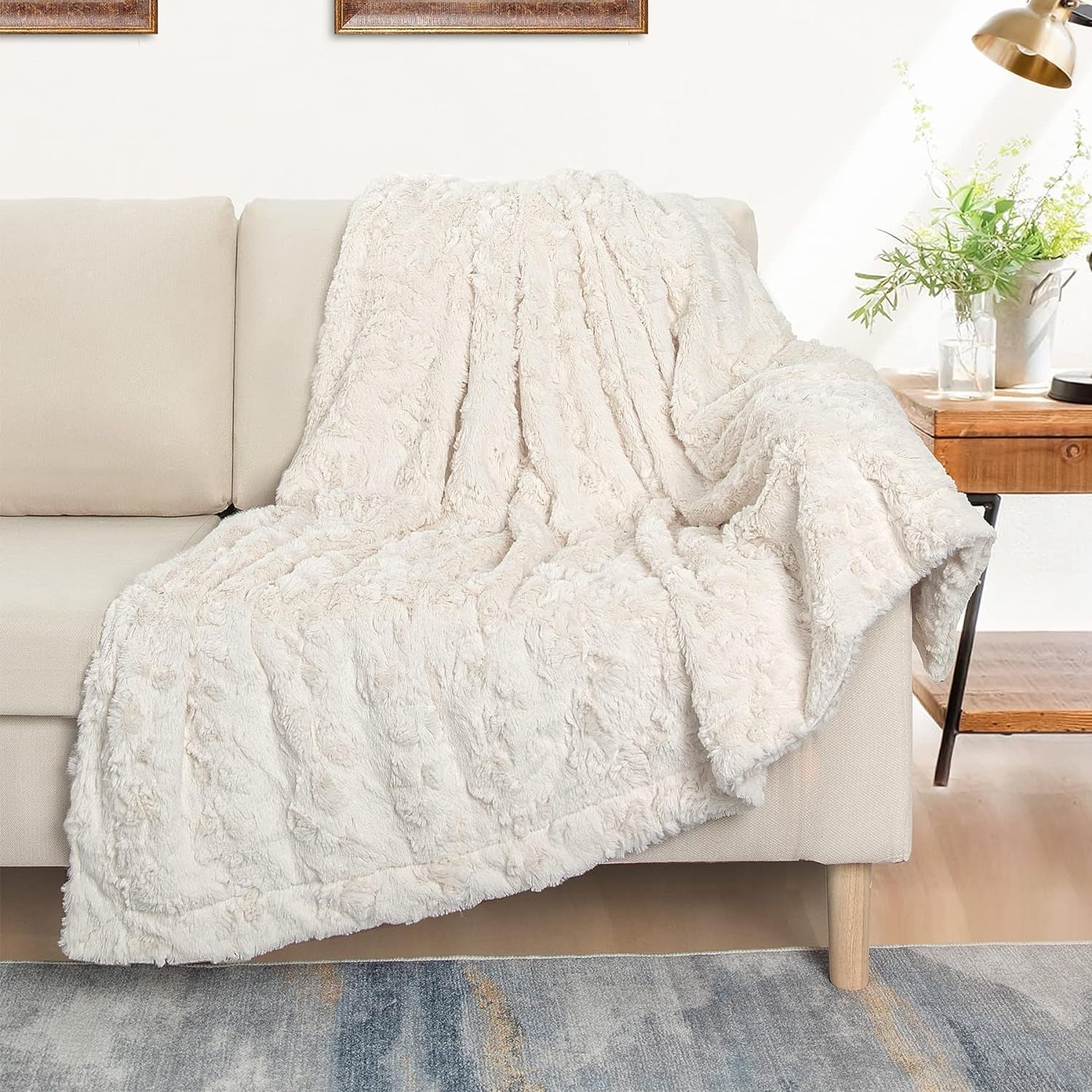 Faux Fur Luxury Throw Blanket,Double Side Soft Fluffy Shaggy Fuzzy Blanket for Couch Sofa Bed (Cream, Throw)