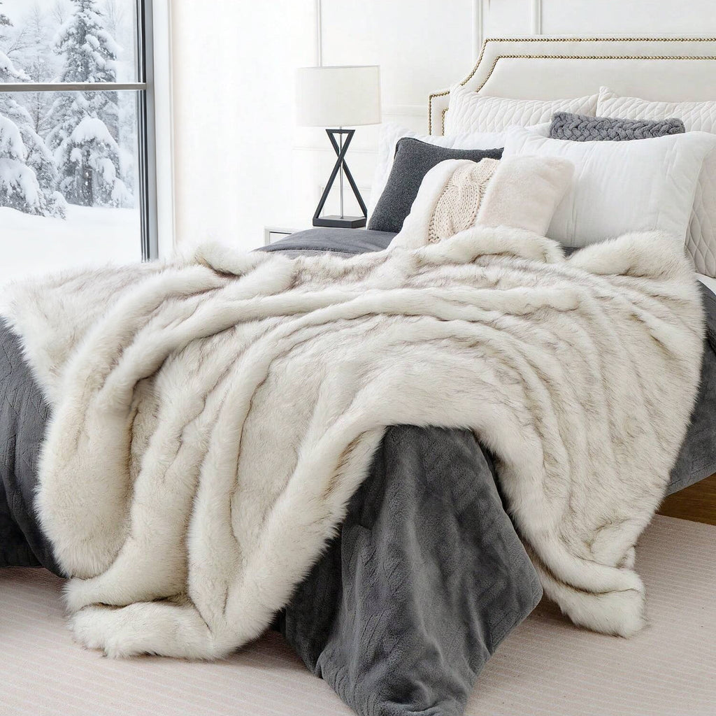 White Faux Fur Blanket for Bed,Couch,Large Thick Fur Throw Blanket,Fluffy Fox Fur Throws,60"X80"