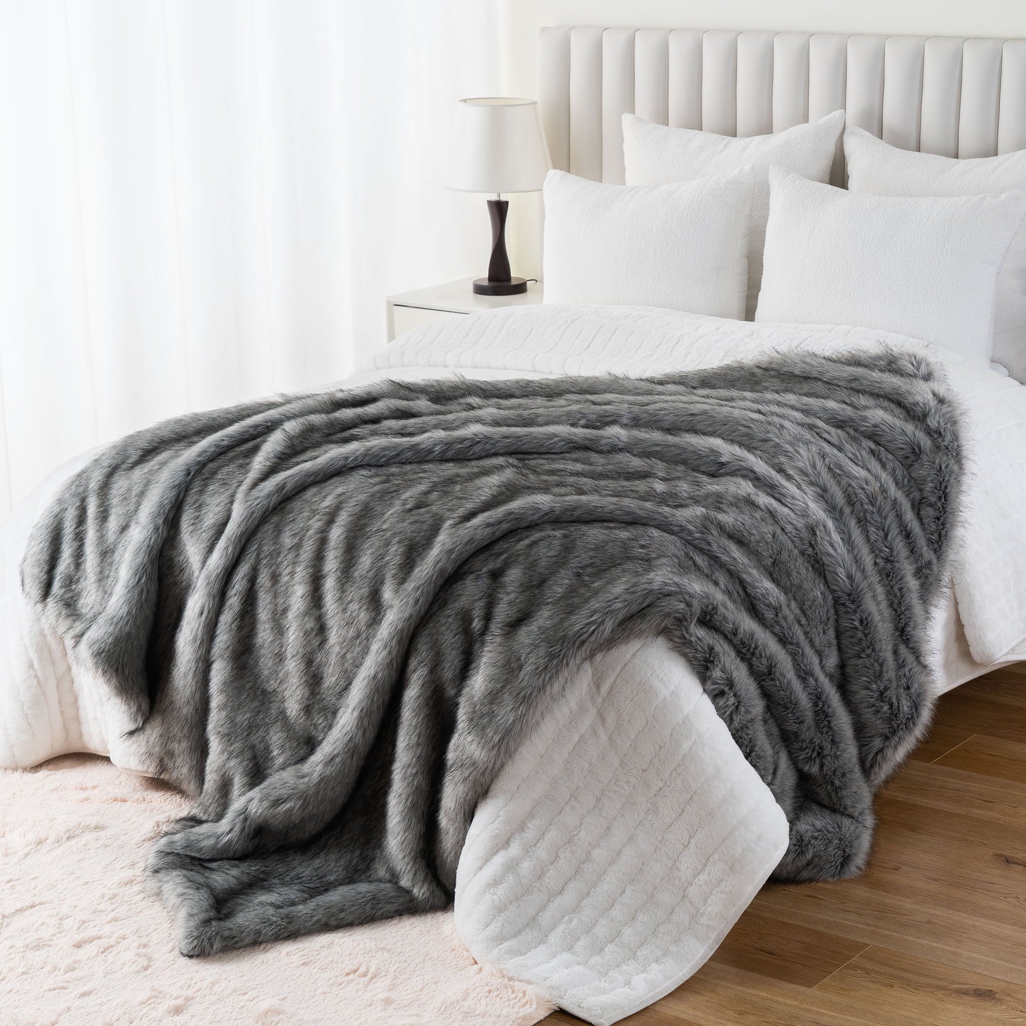 Gray Faux Fur Throw Blanket,Cozy Fluffy Grey Blanket Reversible to Plush Velvet,50"X60"